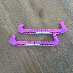 Guard Dog top notch hard adjustable girls ice skate blade protectors.